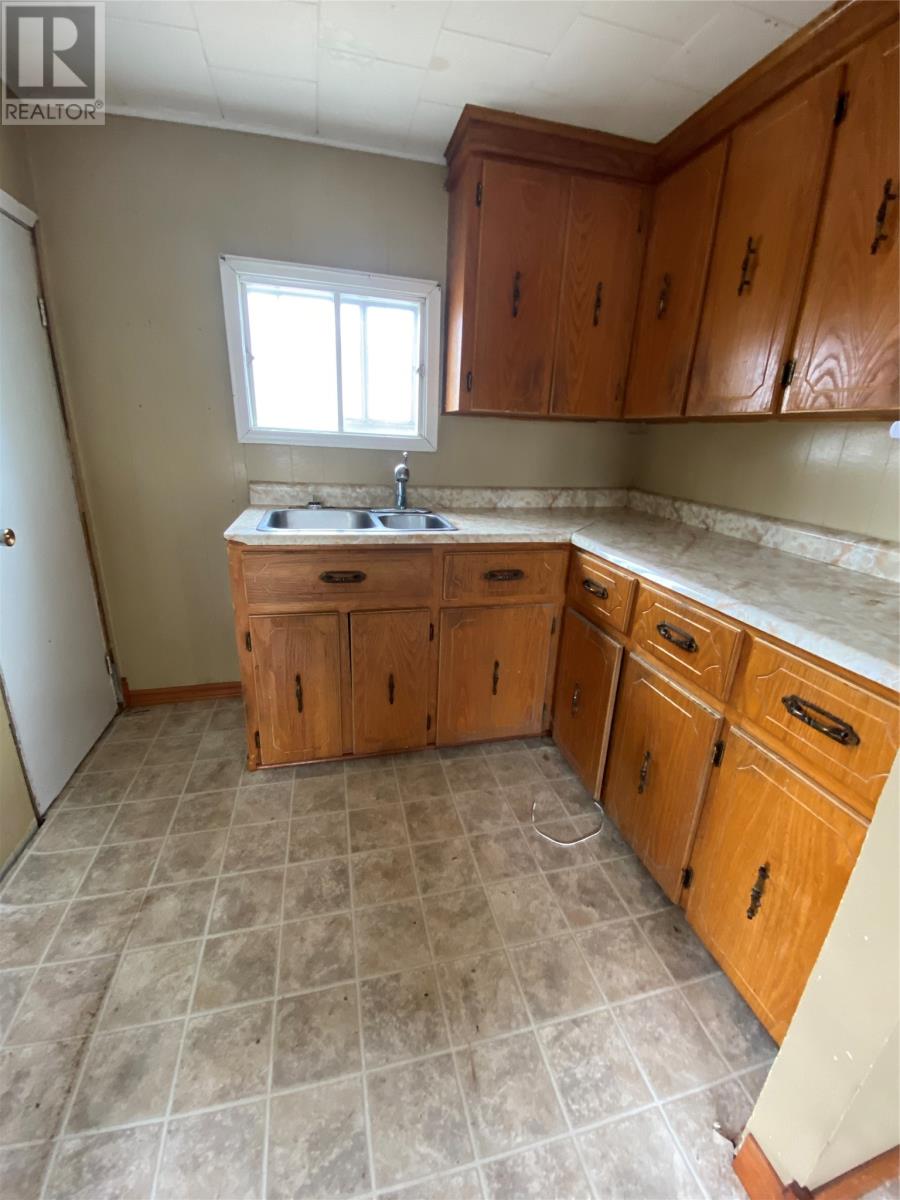 105 Creston Boulevard - 7