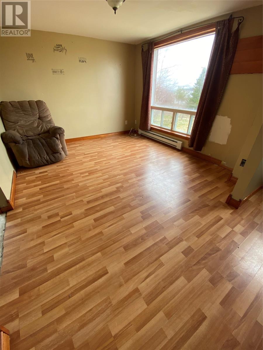 105 Creston Boulevard - 9