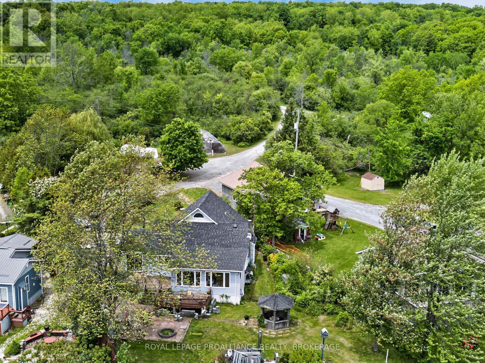229 JOHNSON BAY LANE - 9