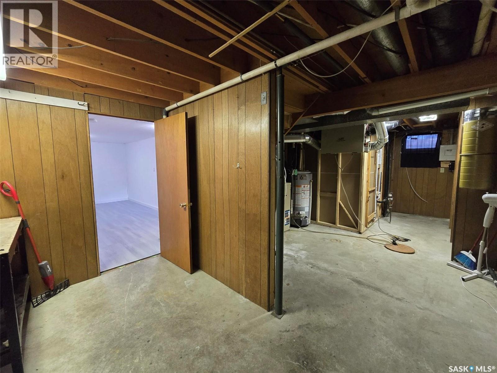 1005 Anderson STREET - 42