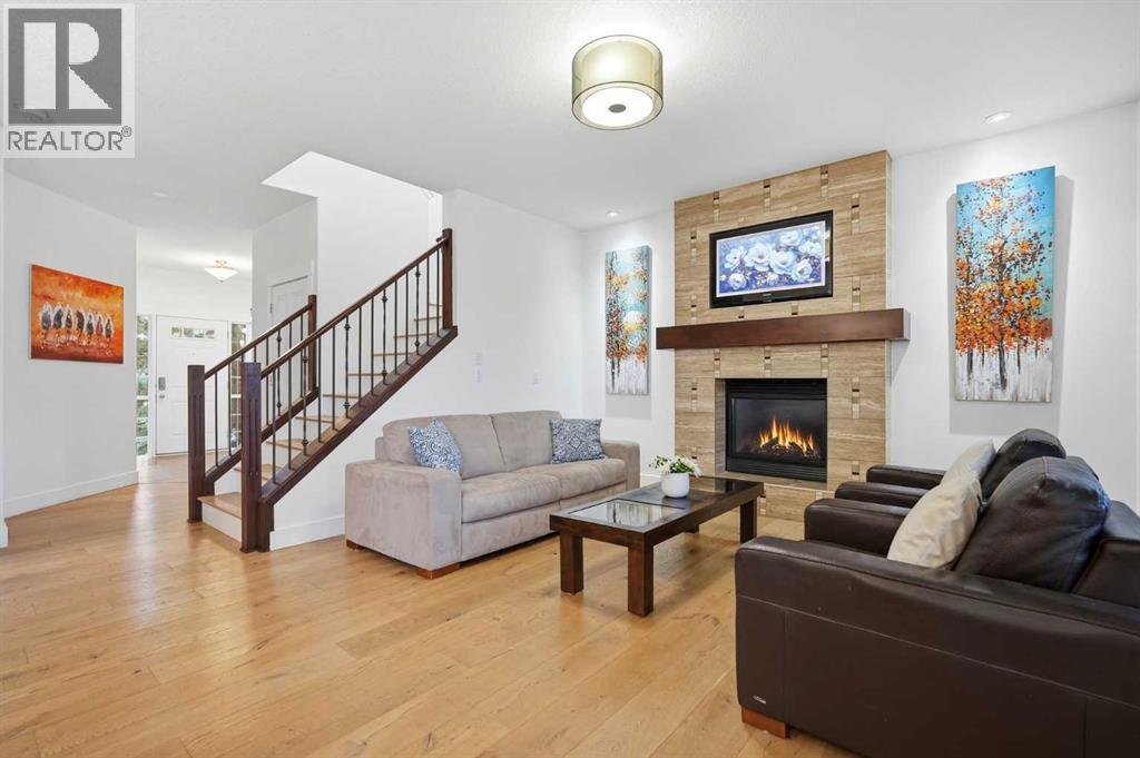 114 Cougarstone Crescent SW - 13