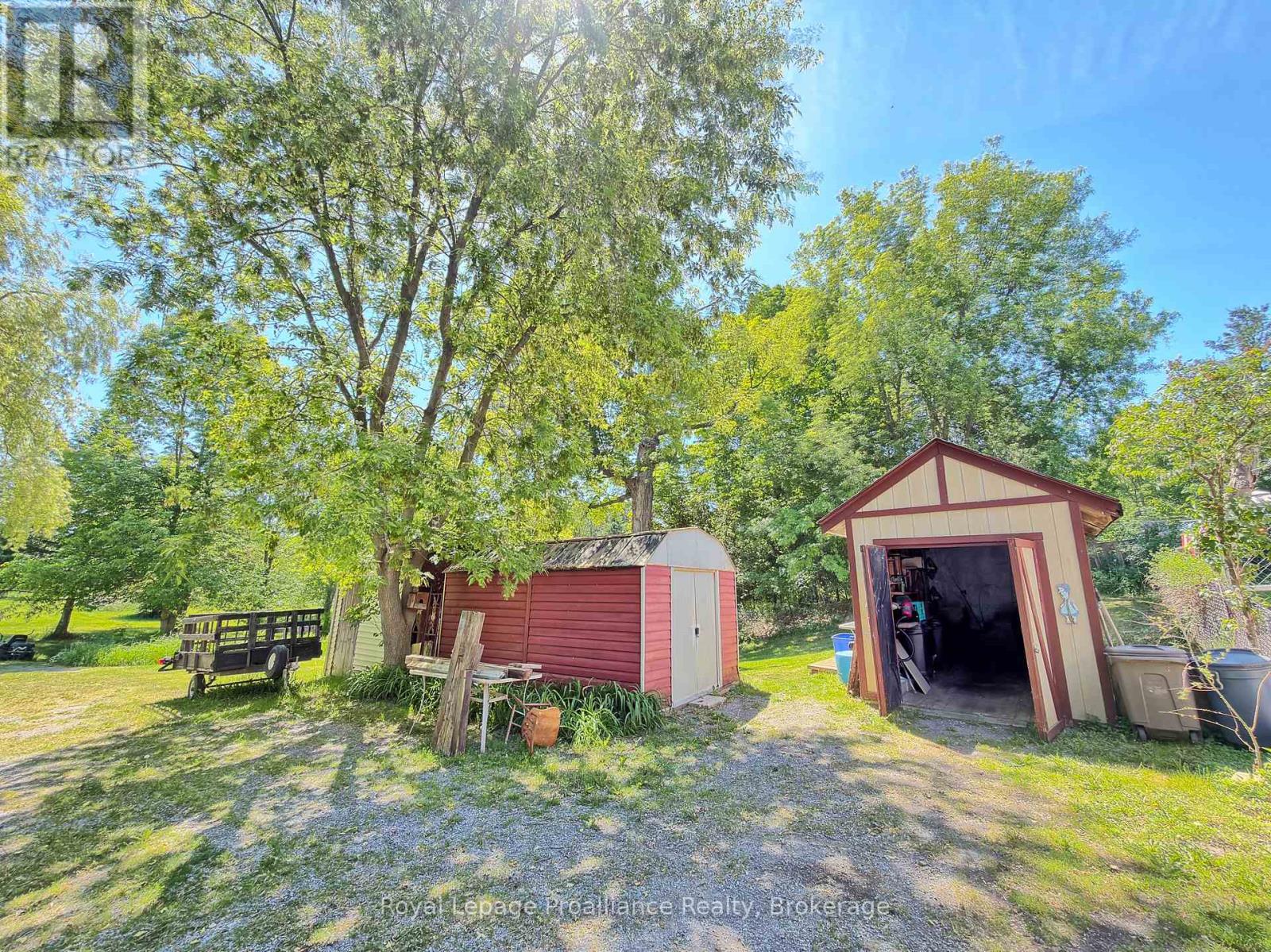 144 WELLINGTON STREET - 39