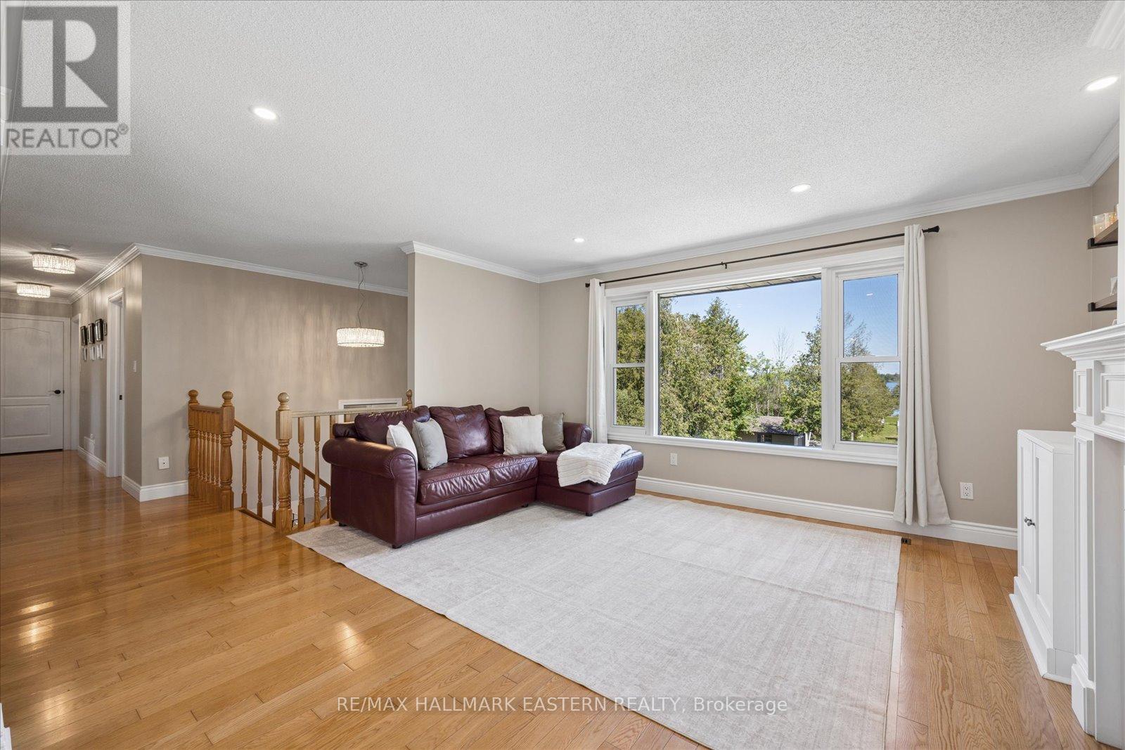 829 KIMBERLY DRIVE - 11