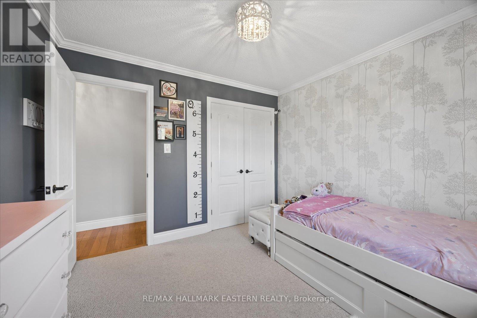829 KIMBERLY DRIVE - 24