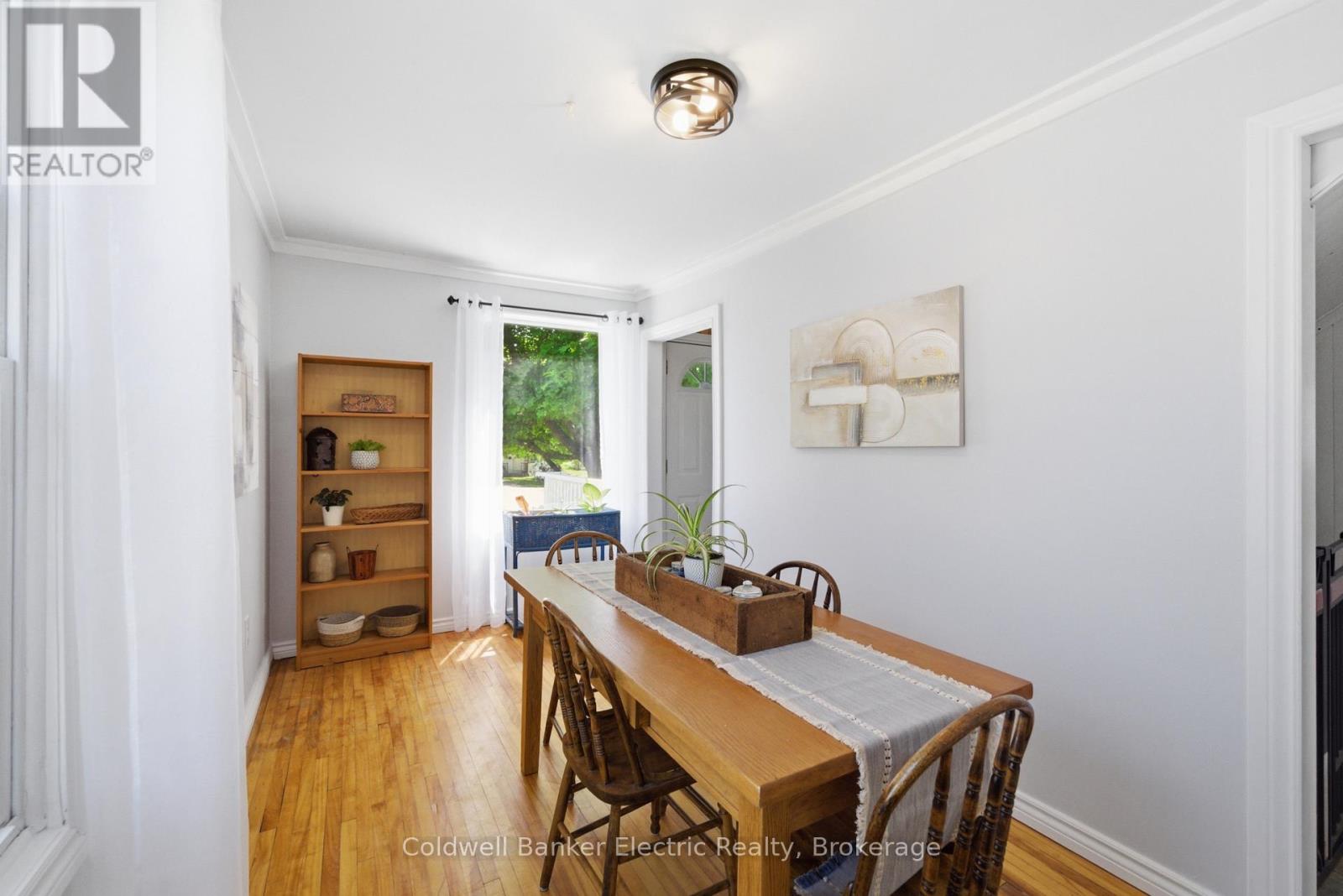 780 BROWN STREET - 10