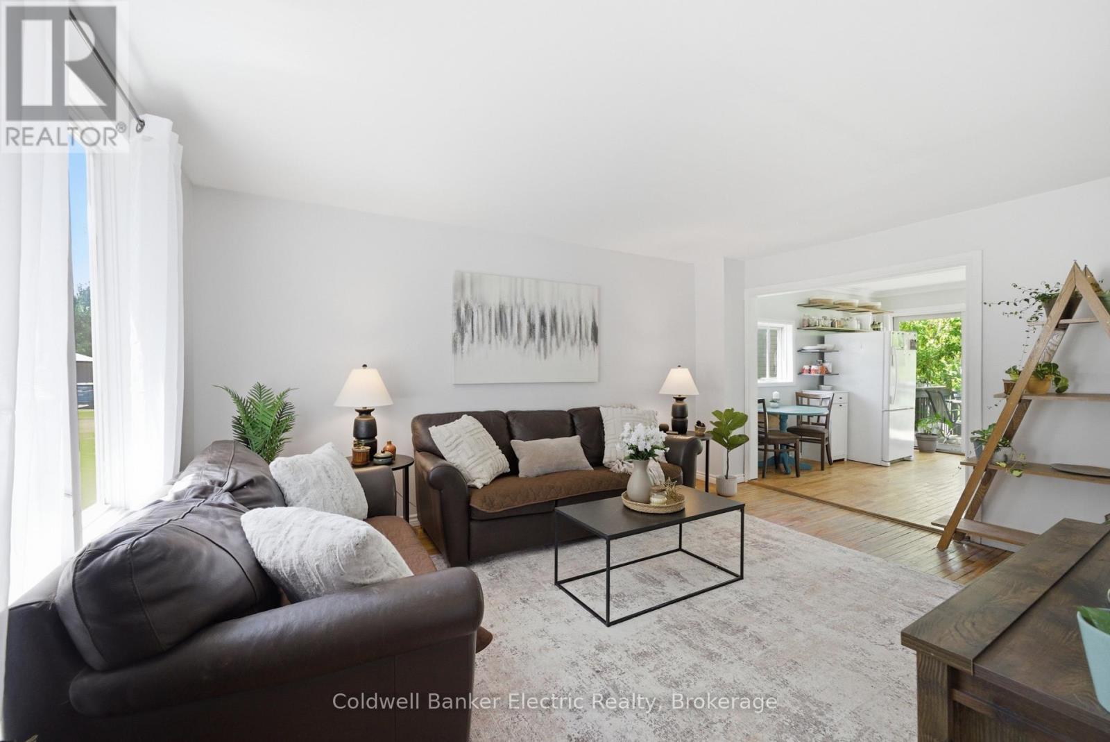 780 BROWN STREET - 3
