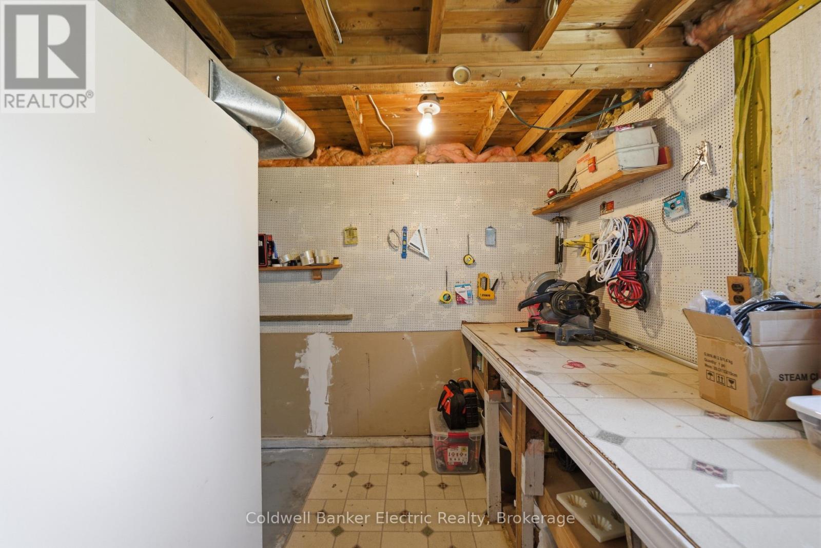 780 BROWN STREET - 31