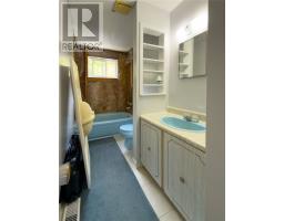 592 Main Road thumbnail 13
