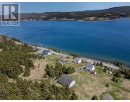 592 Main Road thumbnail 4