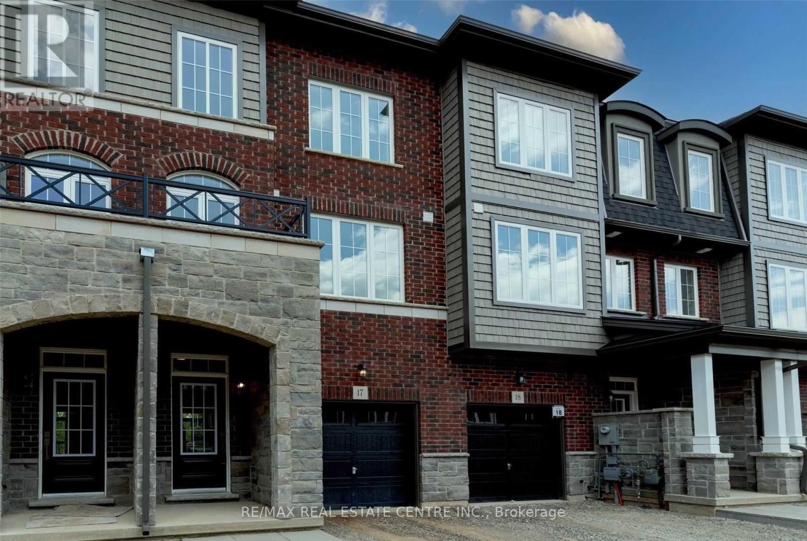#17 445 ONTARIO STREET - 1