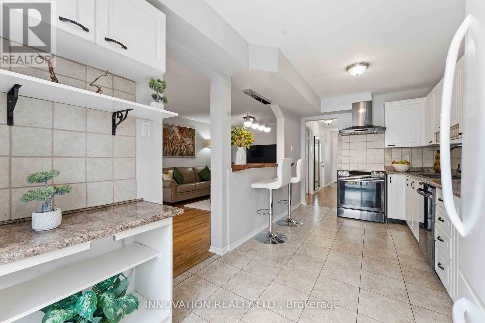 5 HARRINGTON COURT