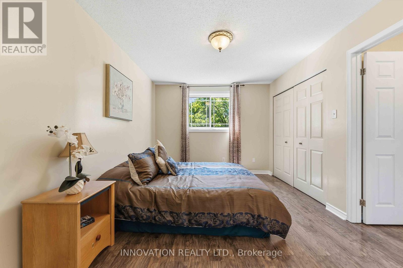 5 HARRINGTON COURT - 26