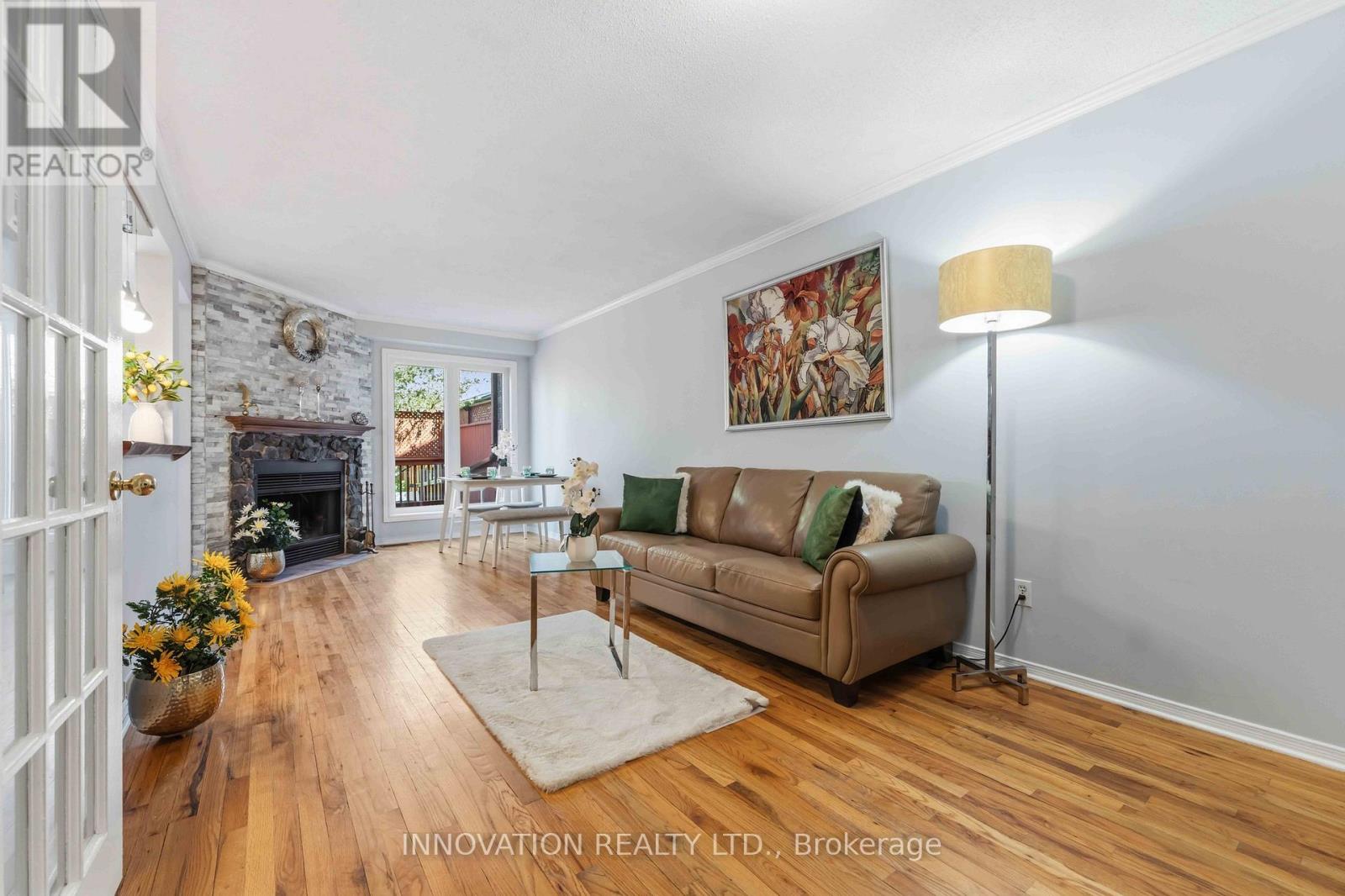 5 HARRINGTON COURT - 7