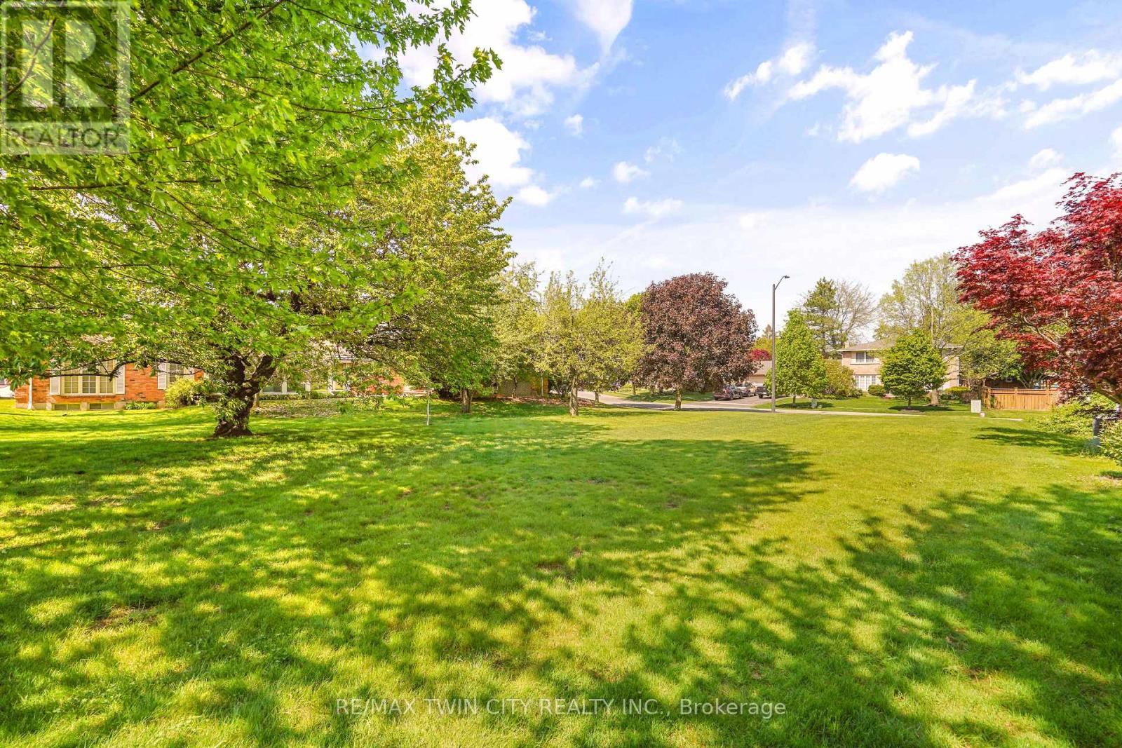 4-bedroom home for sale at 3 FIELDSTONE CIRCLE, Brantford ON · photo 50 of 51