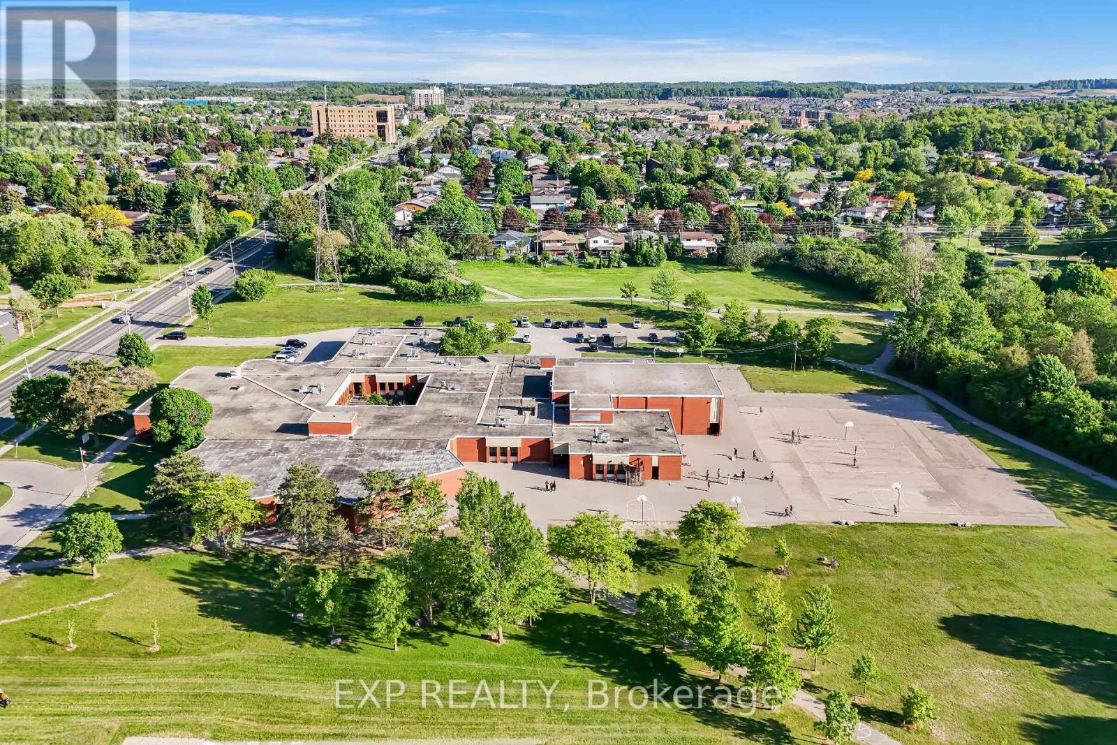 124 DUNSMERE DRIVE - 48