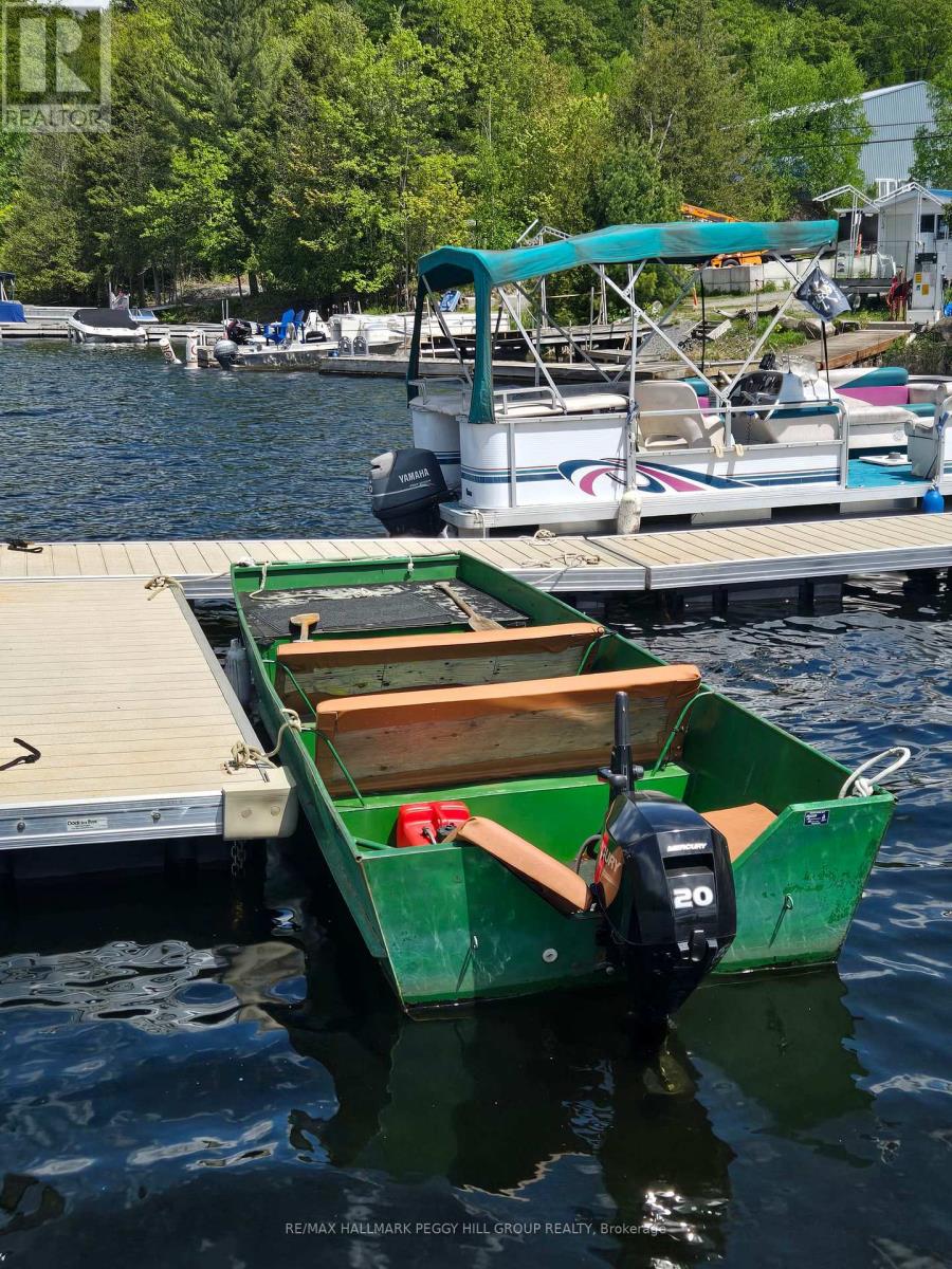 10 CRANE LAKE WATER - 24
