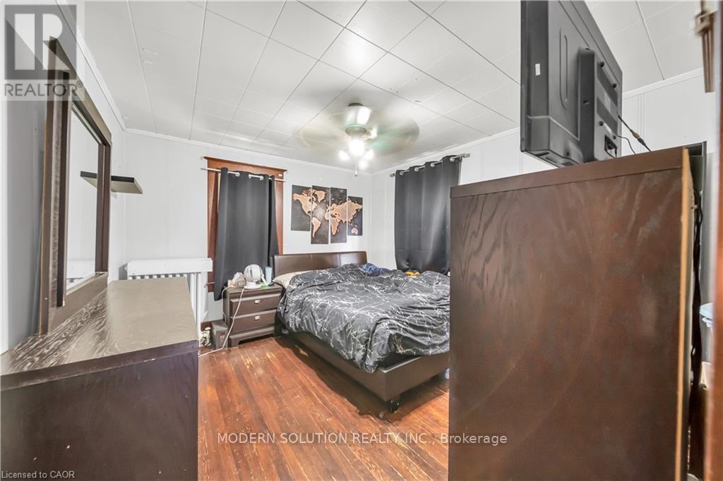 457 DAVIS STREET - 15