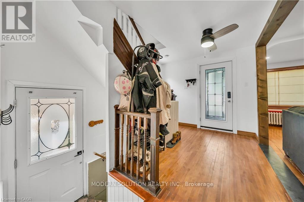 457 DAVIS STREET - 23