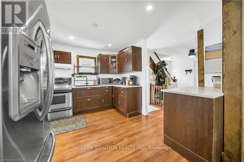 457 DAVIS STREET - 25