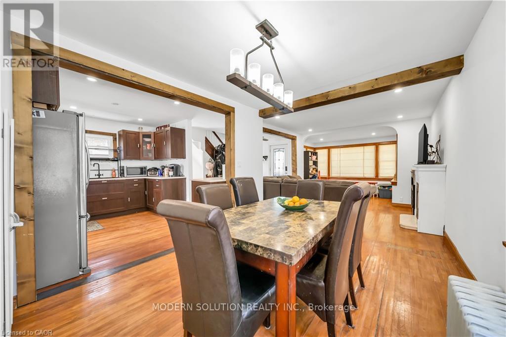 457 DAVIS STREET - 27