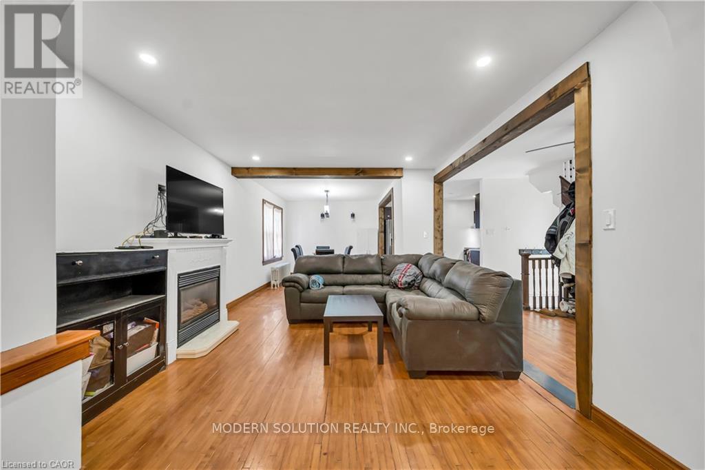 457 DAVIS STREET - 28