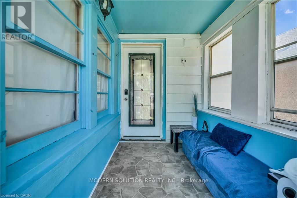 457 DAVIS STREET - 32