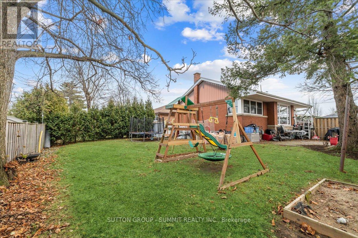 LOWER - 9 GRENADIER DRIVE