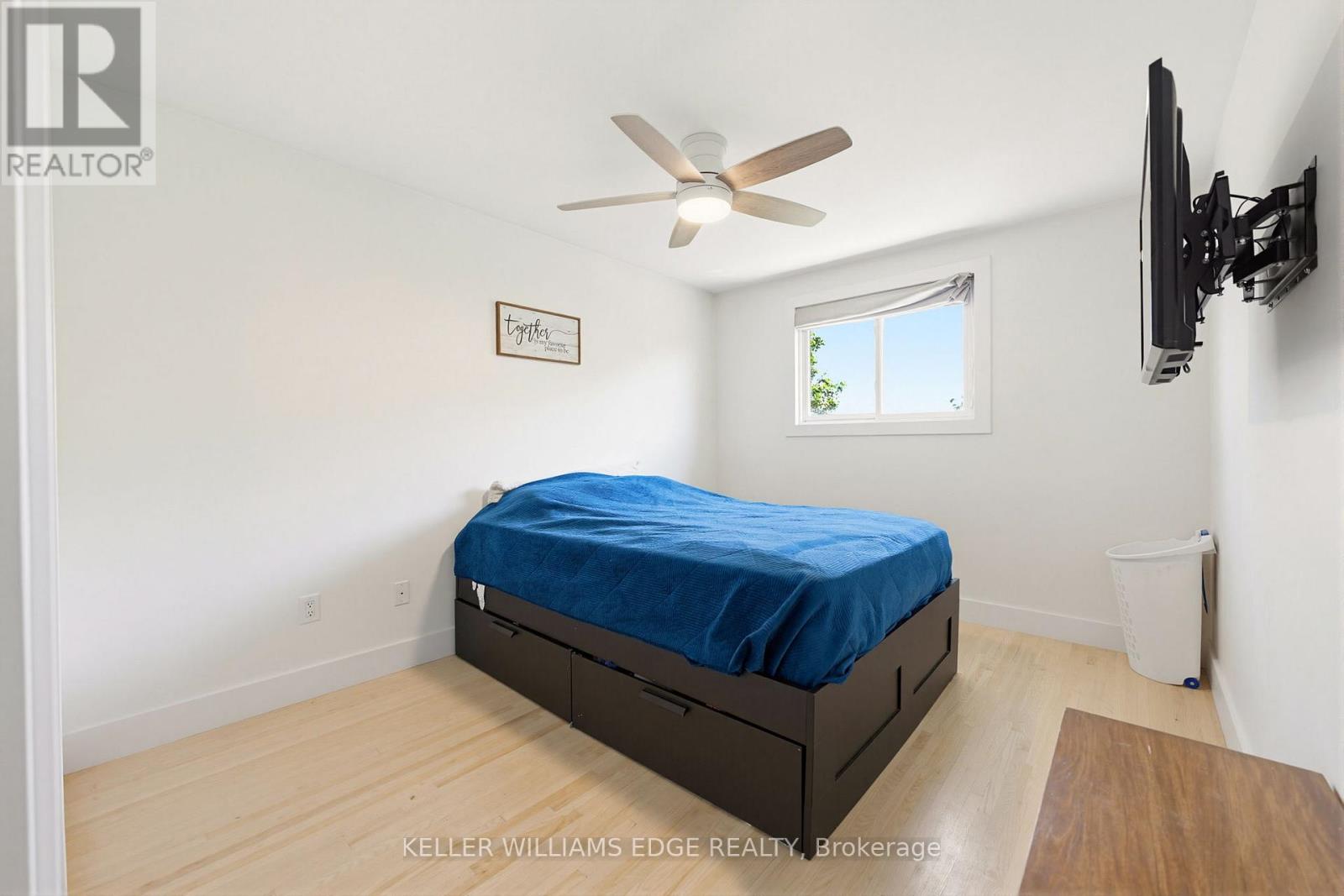 #7 161 BERKINDALE DRIVE - 13