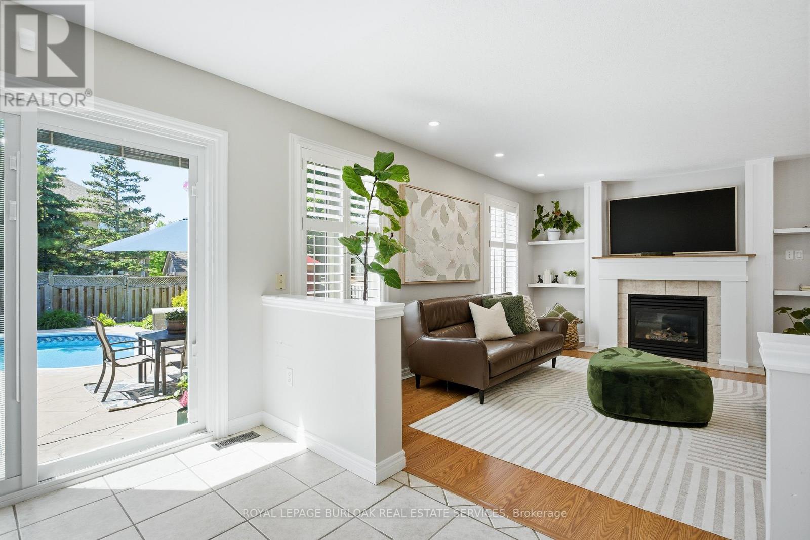 36 WILTSHIRE PLACE - 13