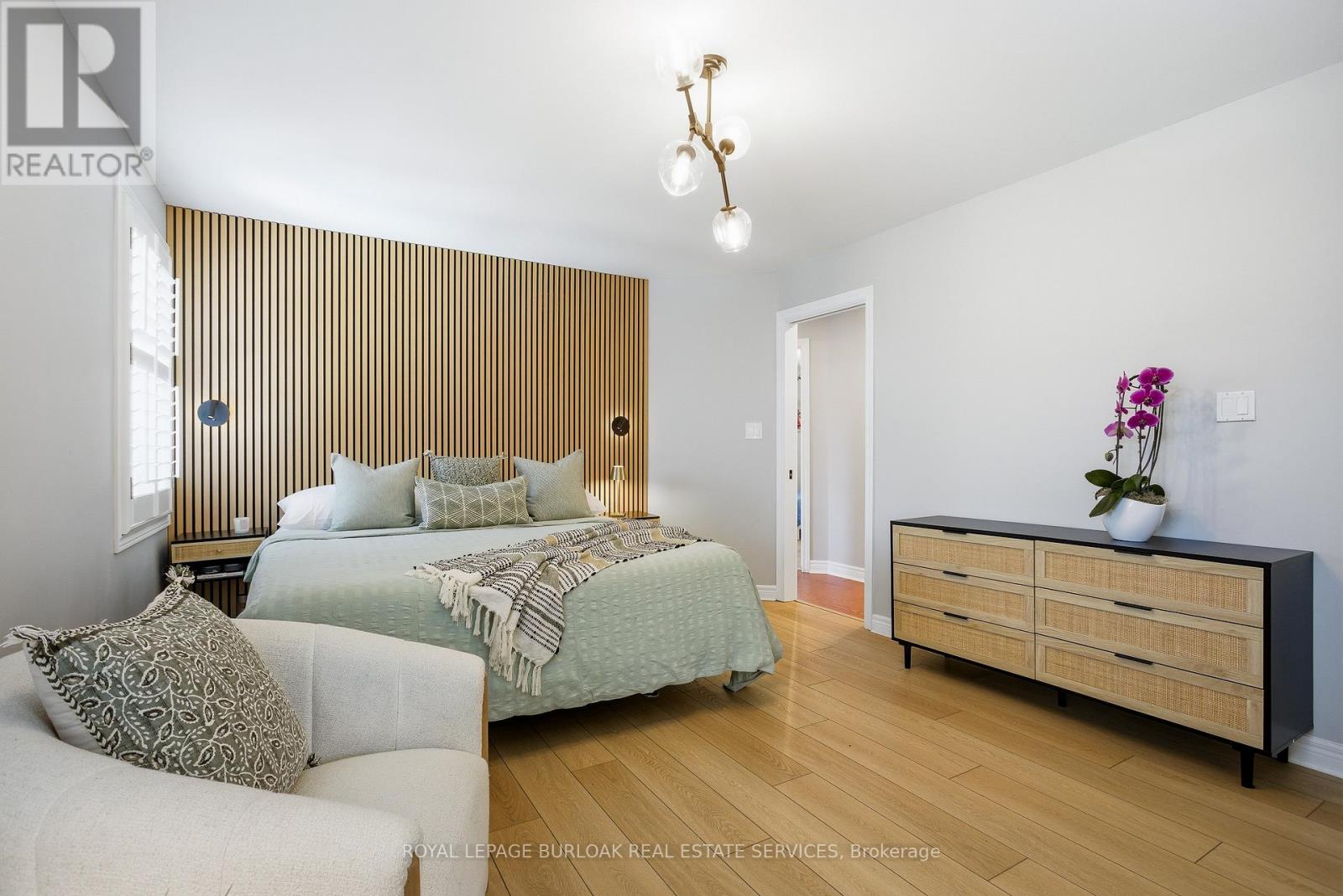 36 WILTSHIRE PLACE - 22