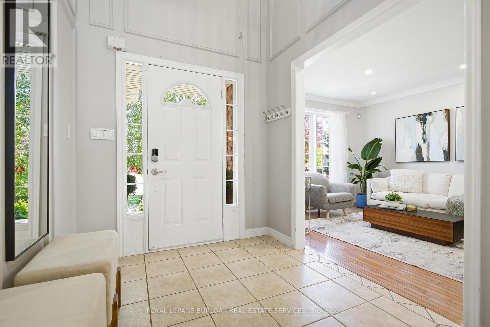 36 WILTSHIRE PLACE - 3