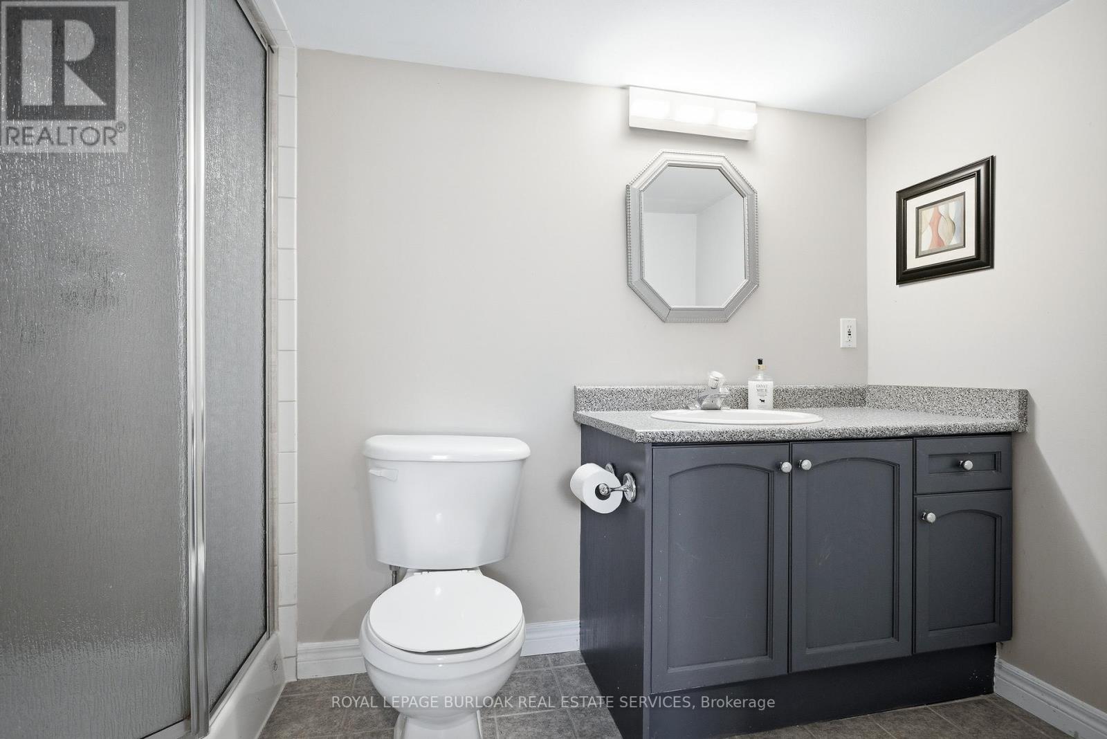36 WILTSHIRE PLACE - 39