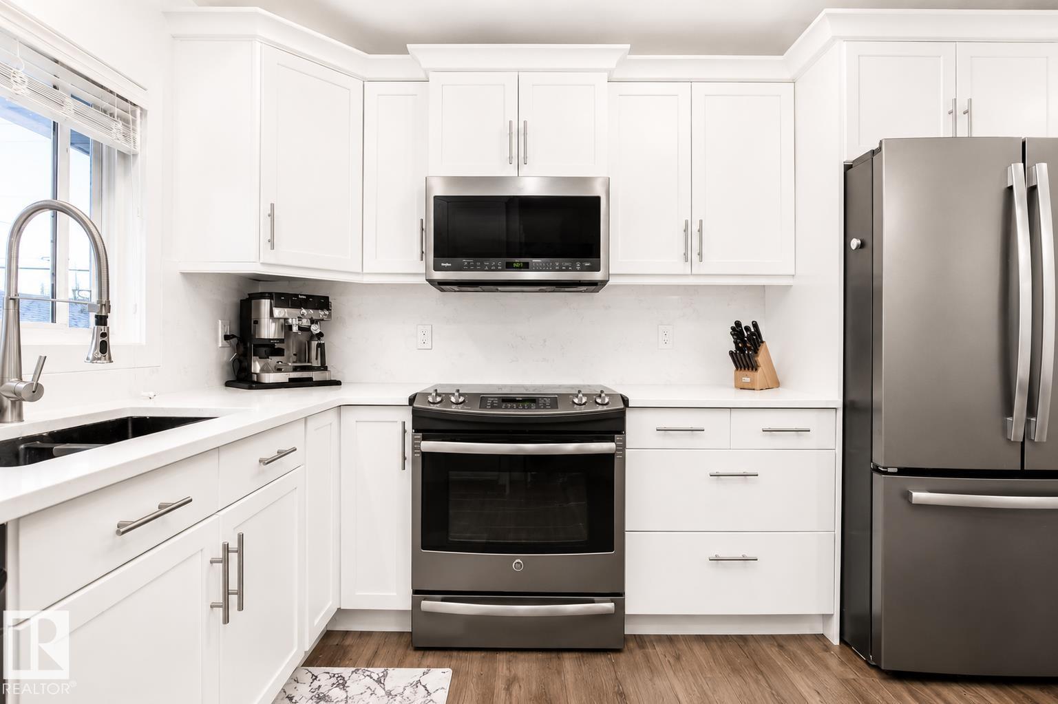 4904 103 AV NW - 20