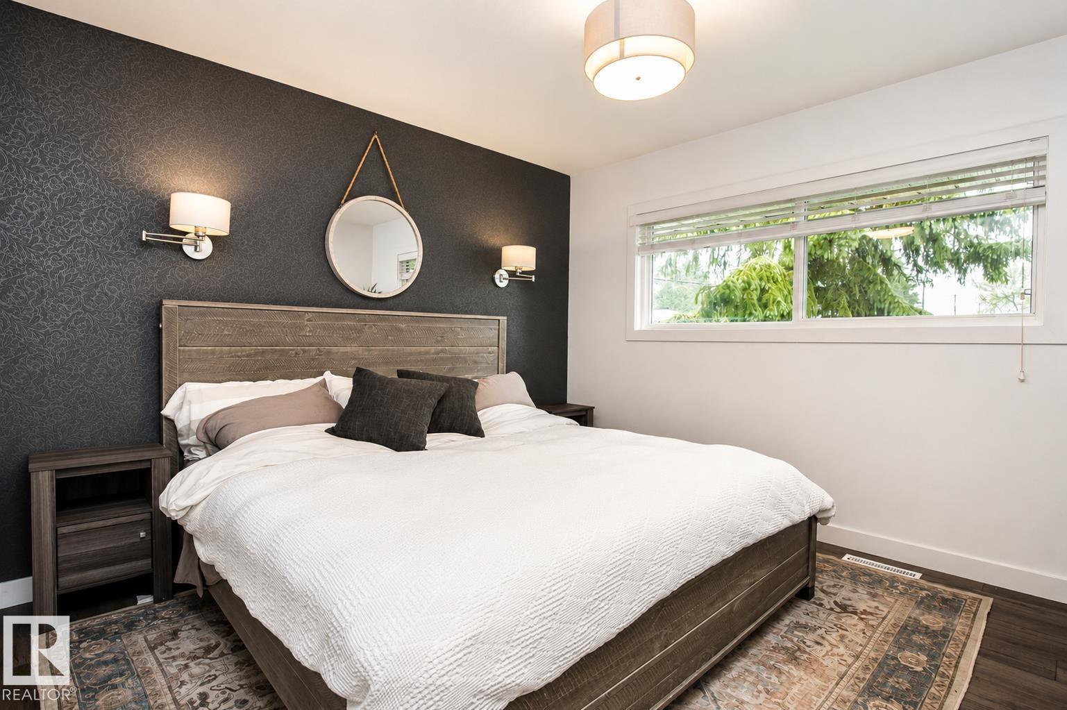 4904 103 AV NW - 25