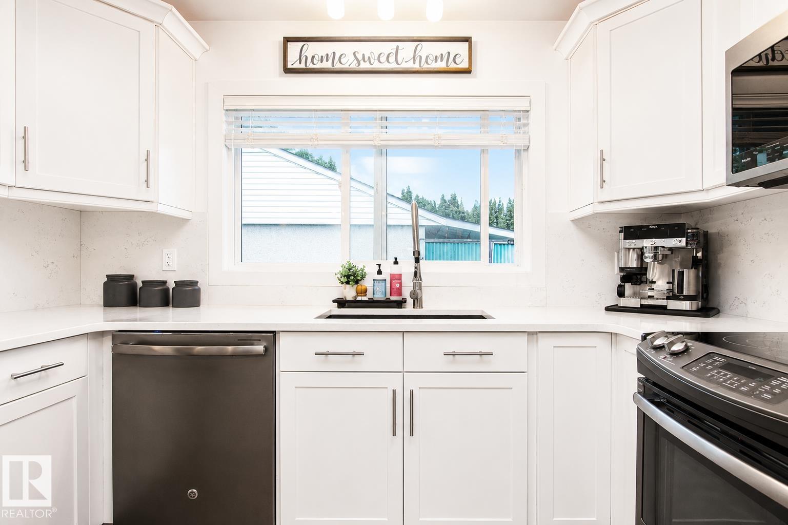 4904 103 AV NW - 21