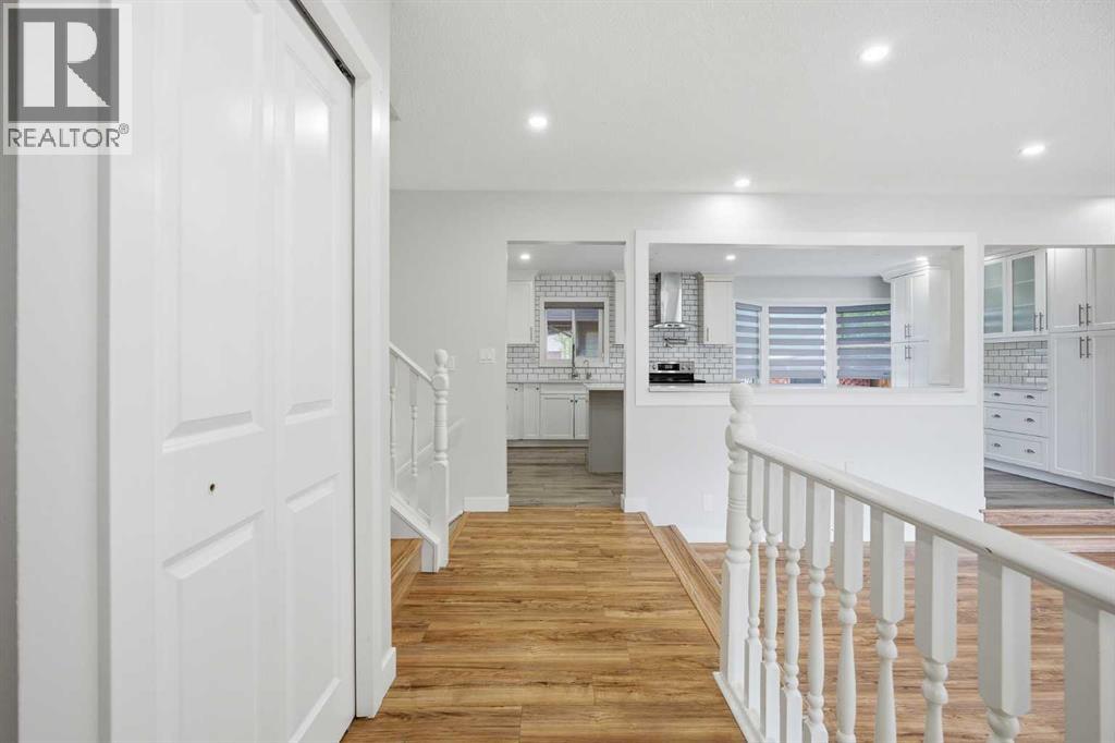 187 Templeton Circle NE - 7
