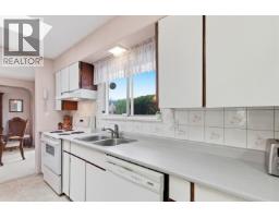 22641 Brown Avenue, Maple Ridge, BC V2X3R6 Photo 14