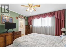 22641 Brown Avenue, Maple Ridge, BC V2X3R6 Photo 17