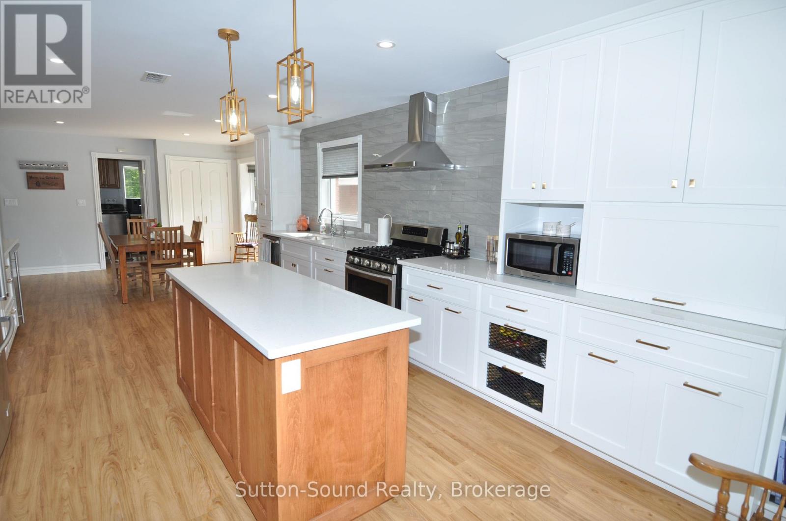 294 FOREST HILL DRIVE - 13