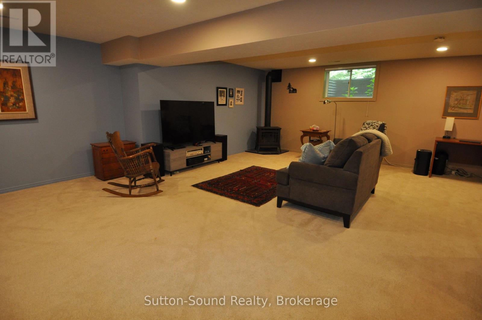 294 FOREST HILL DRIVE - 32