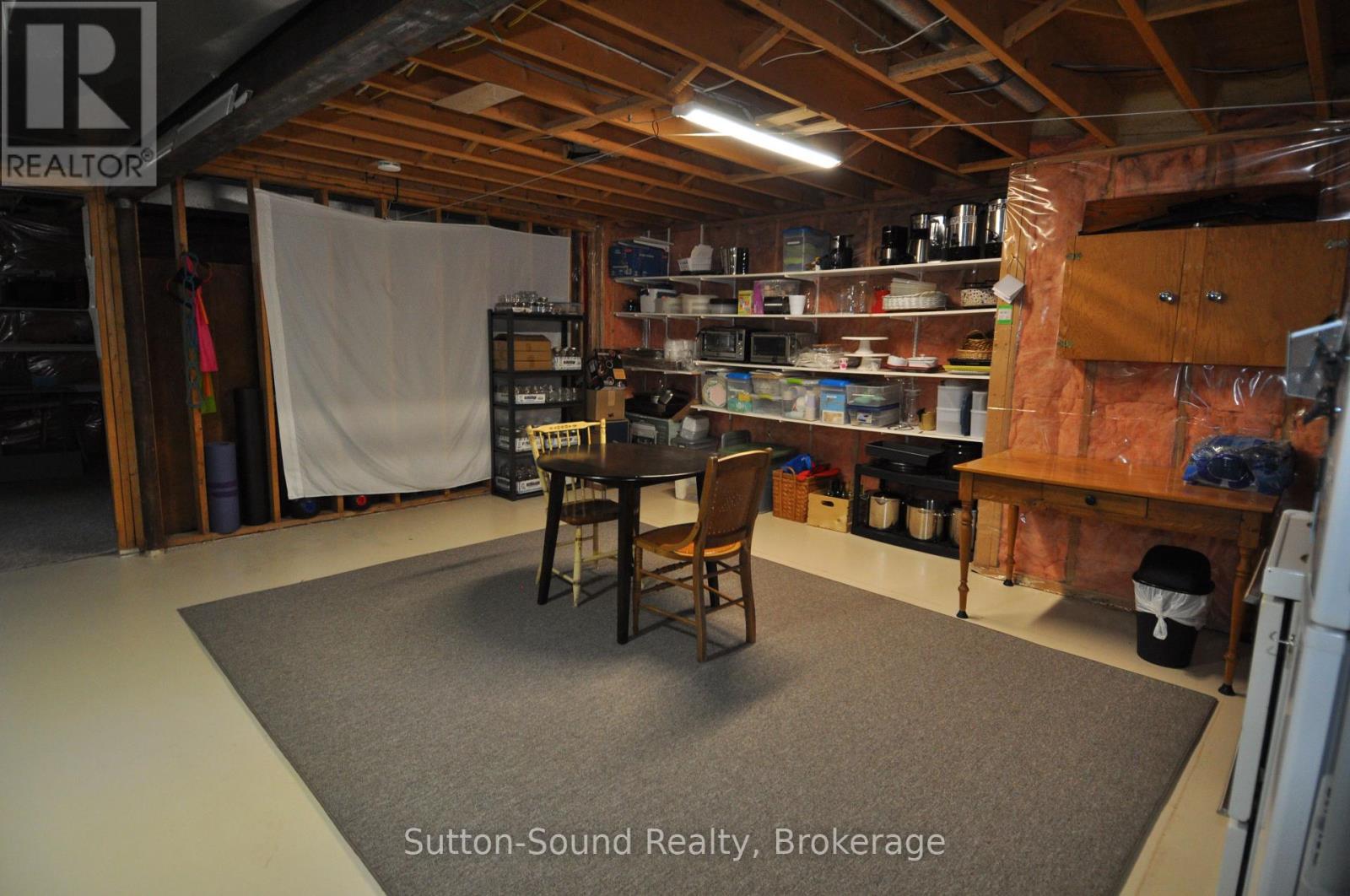 294 FOREST HILL DRIVE - 33