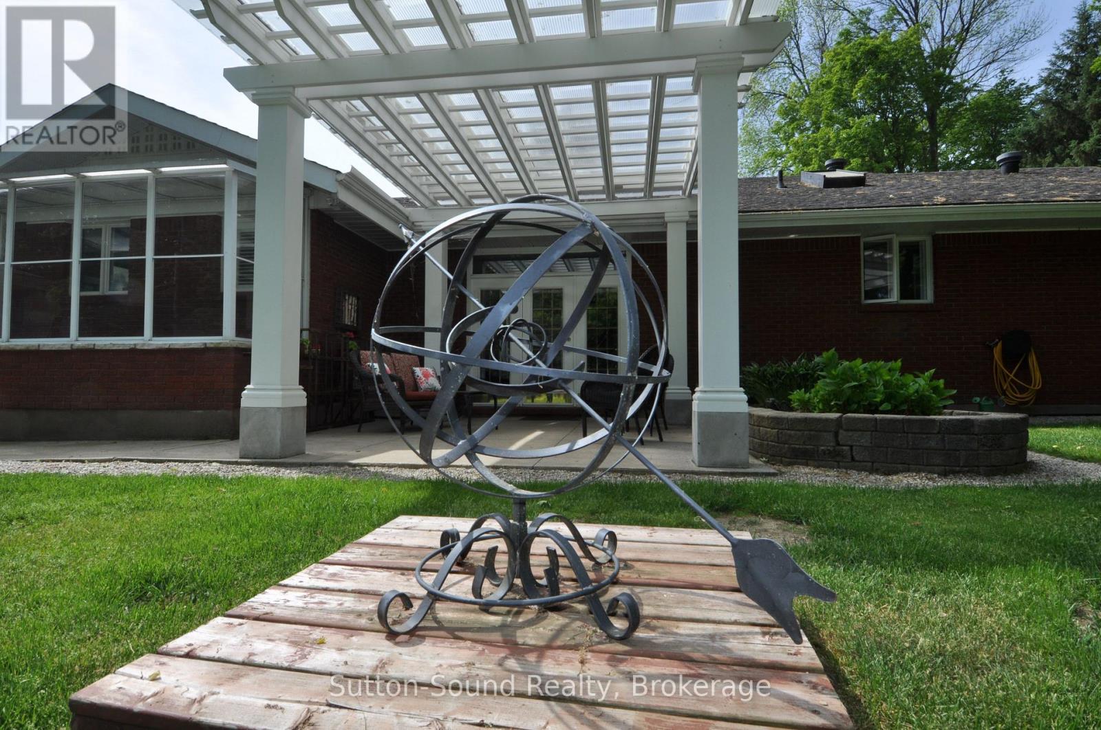 294 FOREST HILL DRIVE - 38