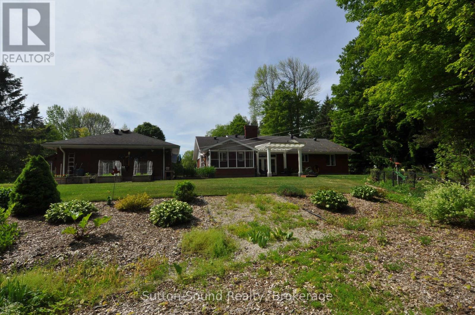 294 FOREST HILL DRIVE - 41