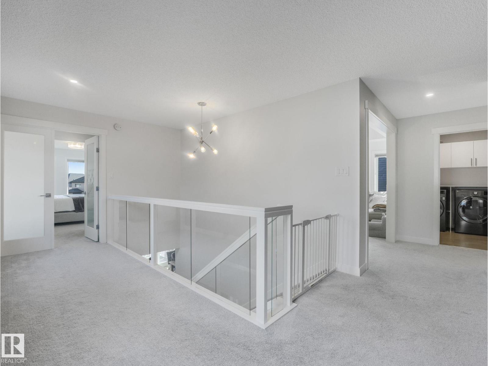 6404 176 AV NW - 27