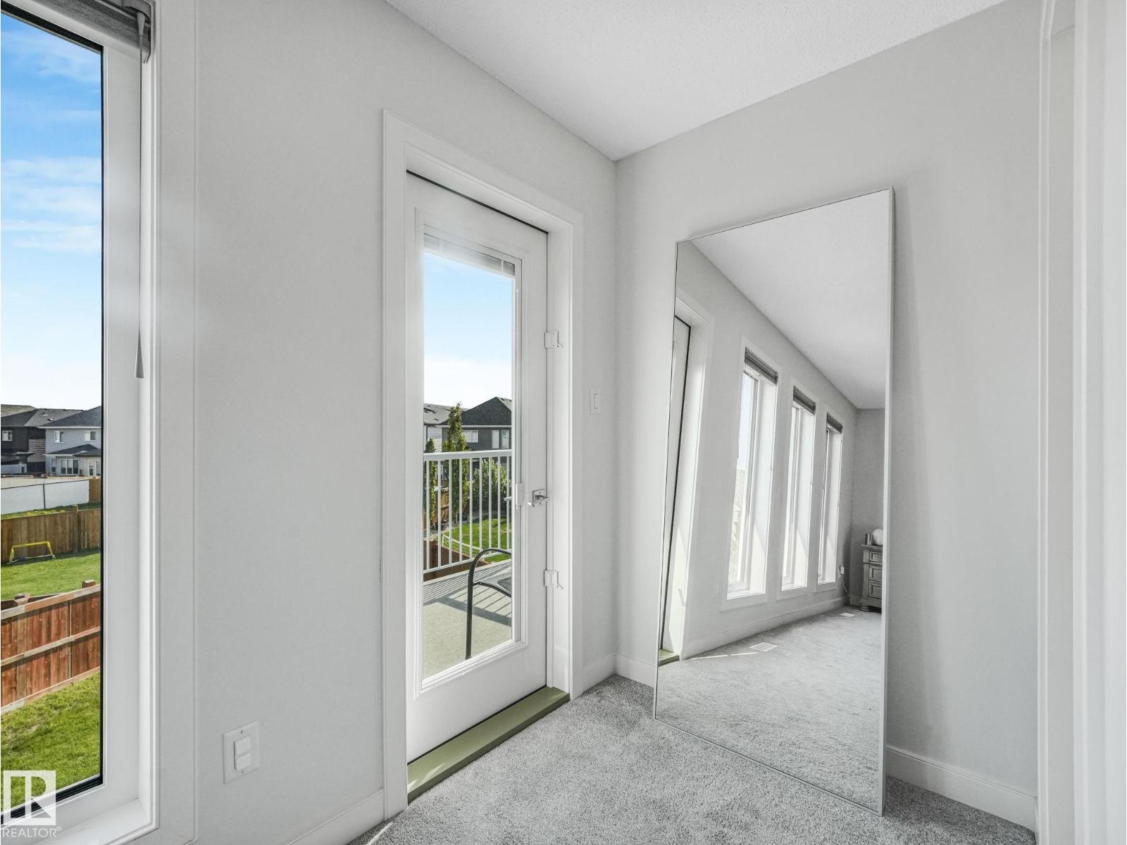6404 176 AV NW - 32