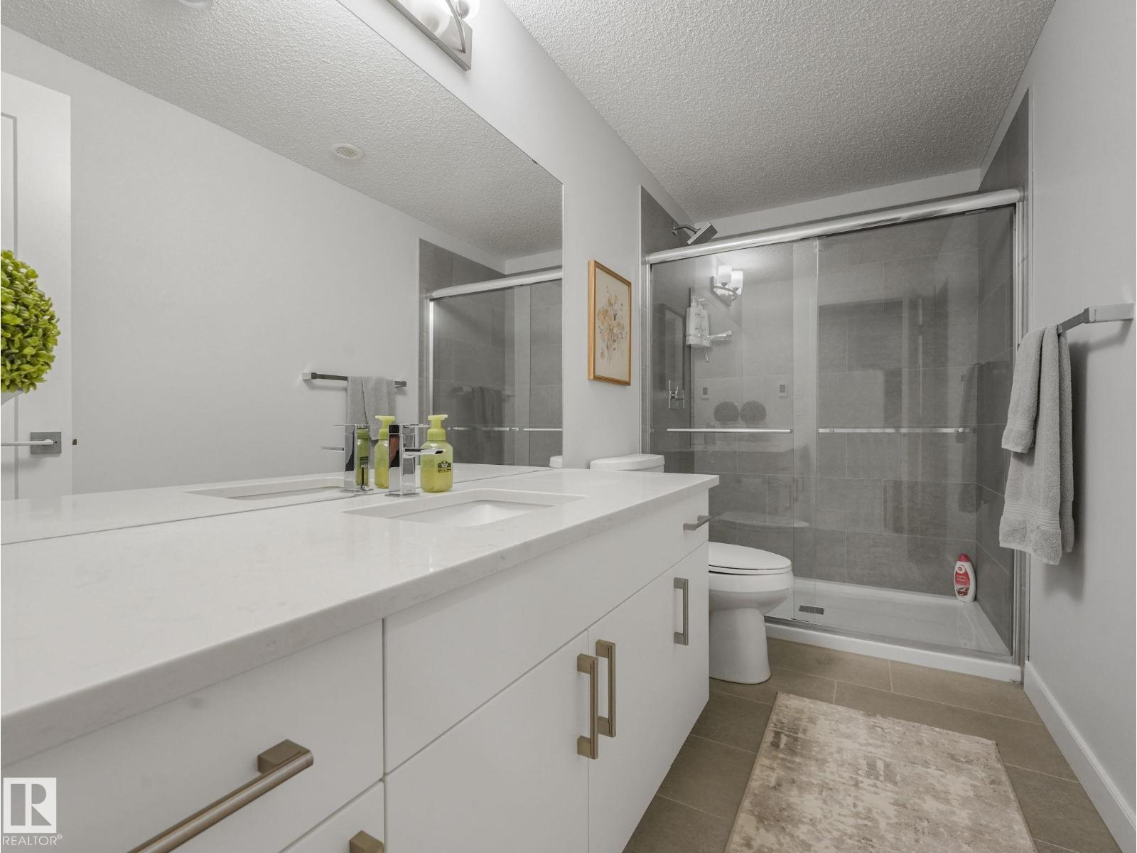 6404 176 AV NW - 59