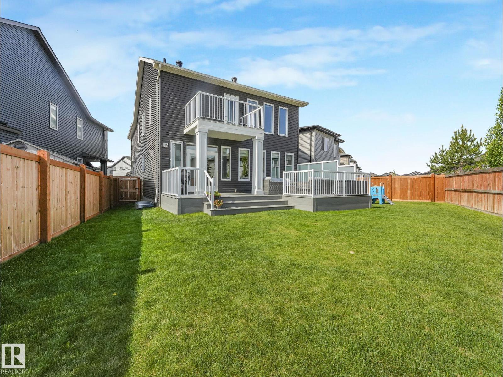 6404 176 AV NW - 70