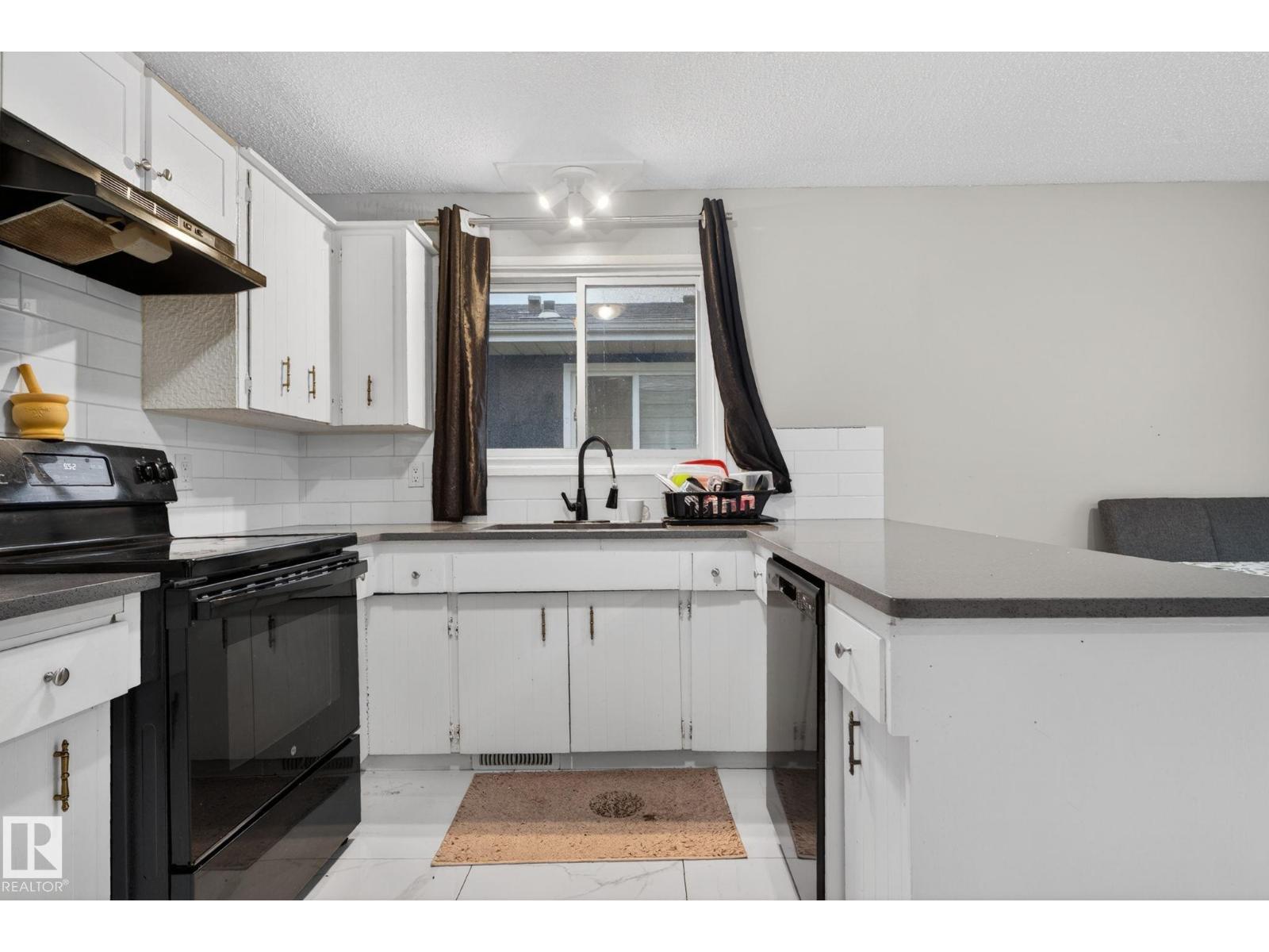 14332 121 ST NW - 12