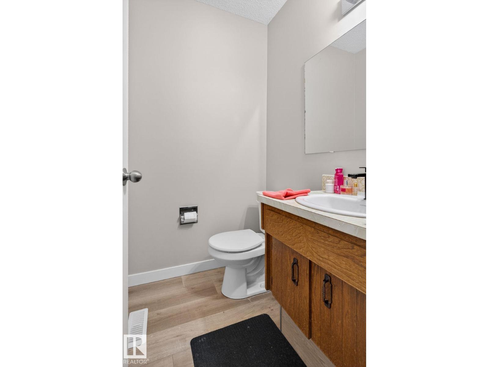14332 121 ST NW - 22