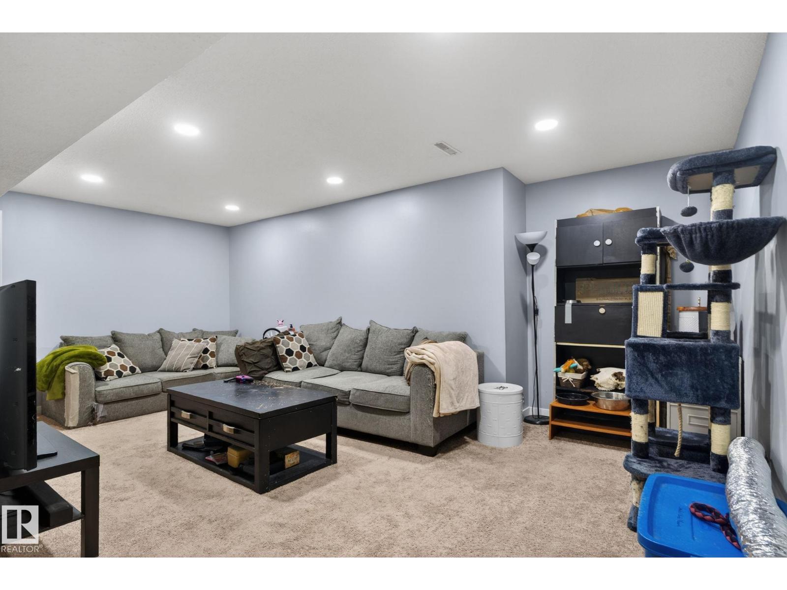 14332 121 ST NW - 24